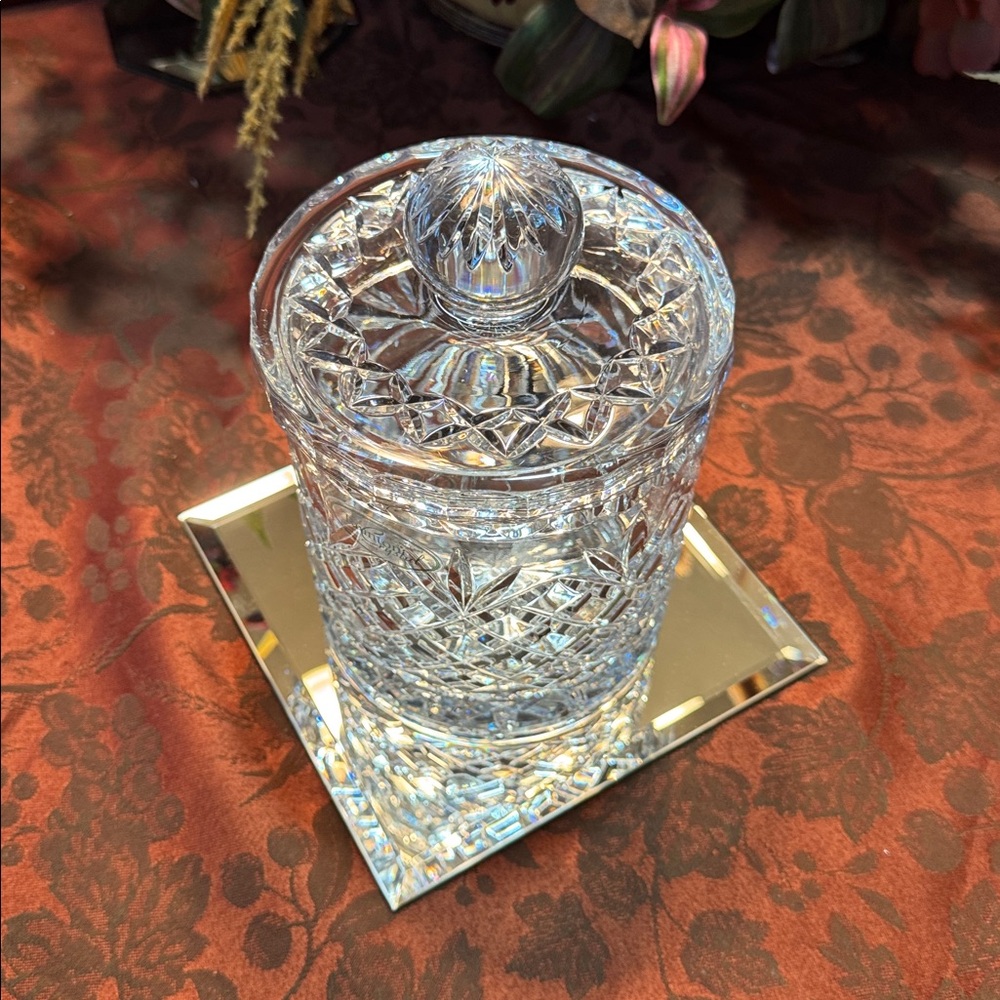 Taunton Vintage Crystal Glass Jar with Lid (Biscuit Barrel) 24% Lead crystal - Picture 3 of 13